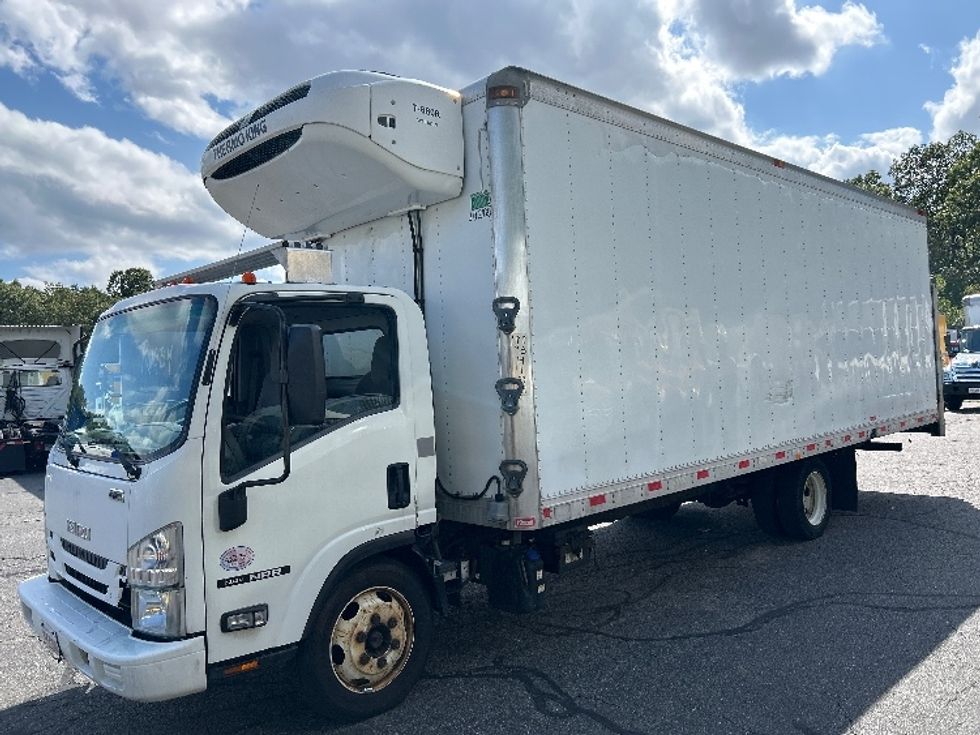 Refrigerated Truck-Light and Medium Duty Trucks-Isuzu-2019-NRR-Braintree-MA-263,747\n\t\tmiles-$ 22,000 - Image 3