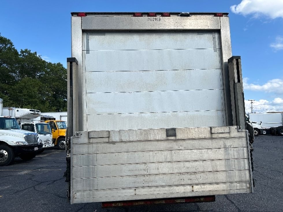 Refrigerated Truck-Light and Medium Duty Trucks-Isuzu-2019-NRR-Braintree-MA-263,747\n\t\tmiles-$ 22,000 - Image 7