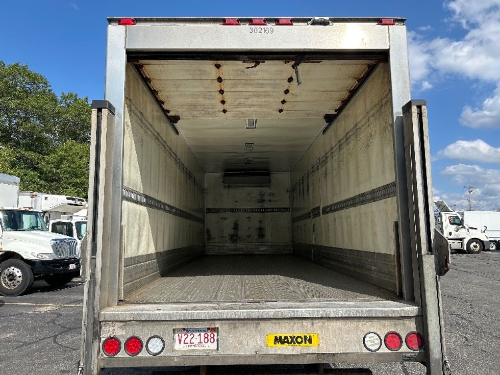 Refrigerated Truck-Light and Medium Duty Trucks-Isuzu-2019-NRR-Braintree-MA-263,747\n\t\tmiles-$ 22,000 - Image 8