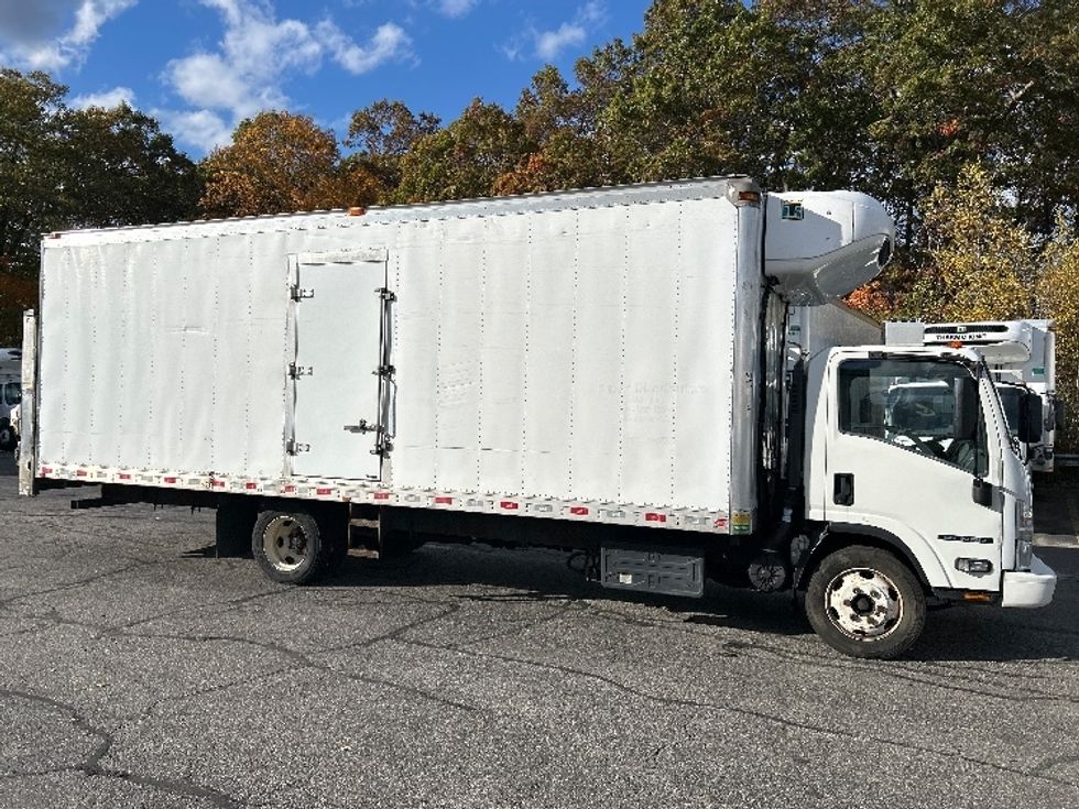 Refrigerated Truck-Light and Medium Duty Trucks-Isuzu-2019-NRR-Braintree-MA-269,723\n\t\tmiles-$ 20,750 - Image 15