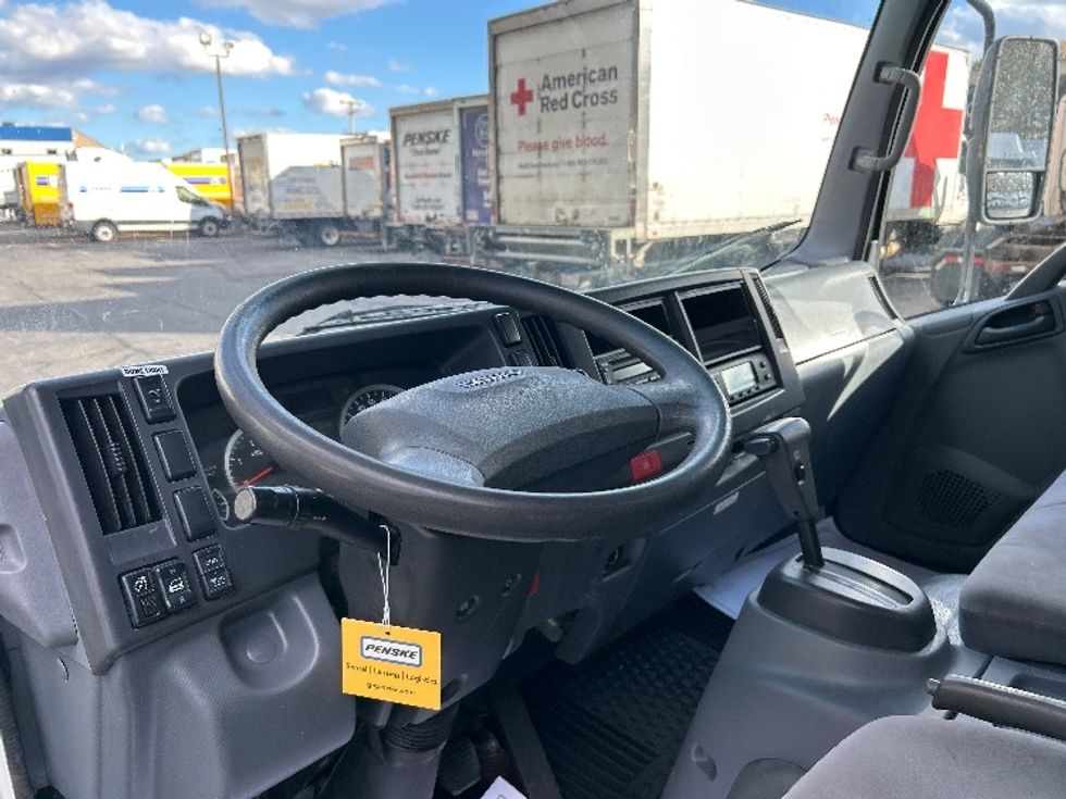 Refrigerated Truck-Light and Medium Duty Trucks-Isuzu-2019-NRR-Braintree-MA-269,723\n\t\tmiles-$ 20,750 - Image 17