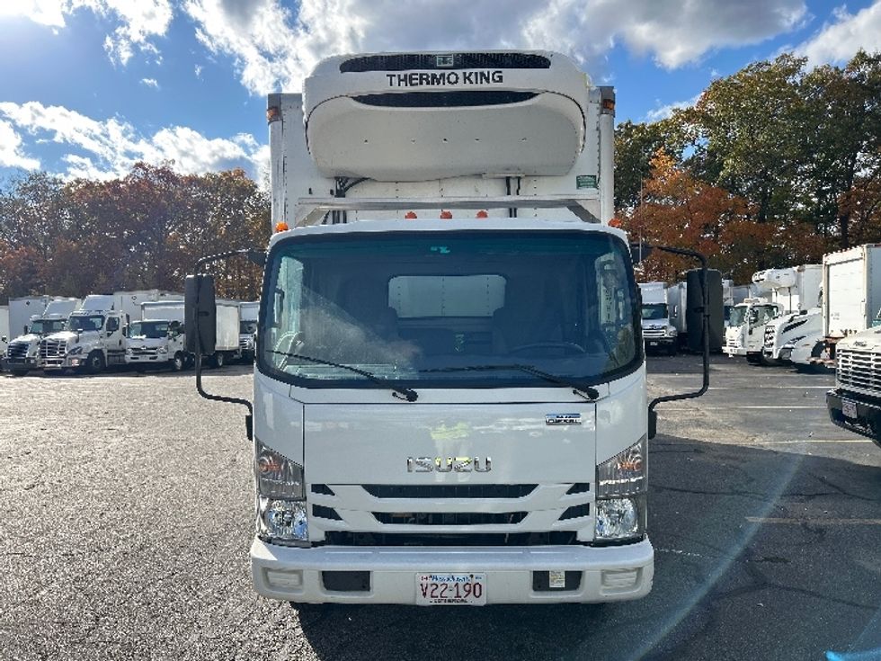 Refrigerated Truck-Light and Medium Duty Trucks-Isuzu-2019-NRR-Braintree-MA-269,723\n\t\tmiles-$ 20,750 - Image 2