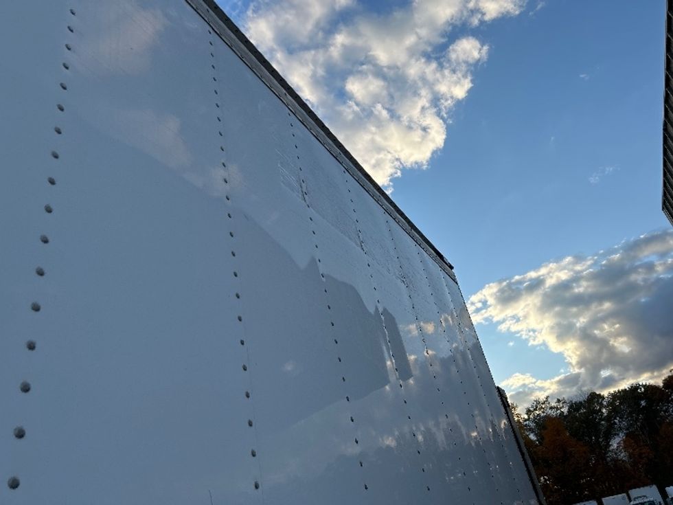 Refrigerated Truck-Light and Medium Duty Trucks-Isuzu-2019-NRR-Braintree-MA-269,723\n\t\tmiles-$ 20,750 - Image 27