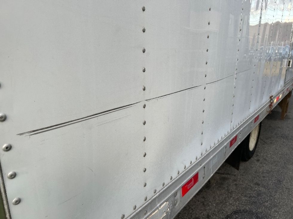 Refrigerated Truck-Light and Medium Duty Trucks-Isuzu-2019-NRR-Braintree-MA-269,723\n\t\tmiles-$ 20,750 - Image 28