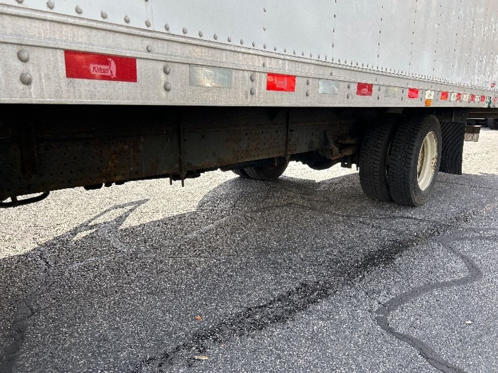 Refrigerated Truck-Light and Medium Duty Trucks-Isuzu-2019-NRR-Braintree-MA-269,723\n\t\tmiles-$ 20,750 - Image 5