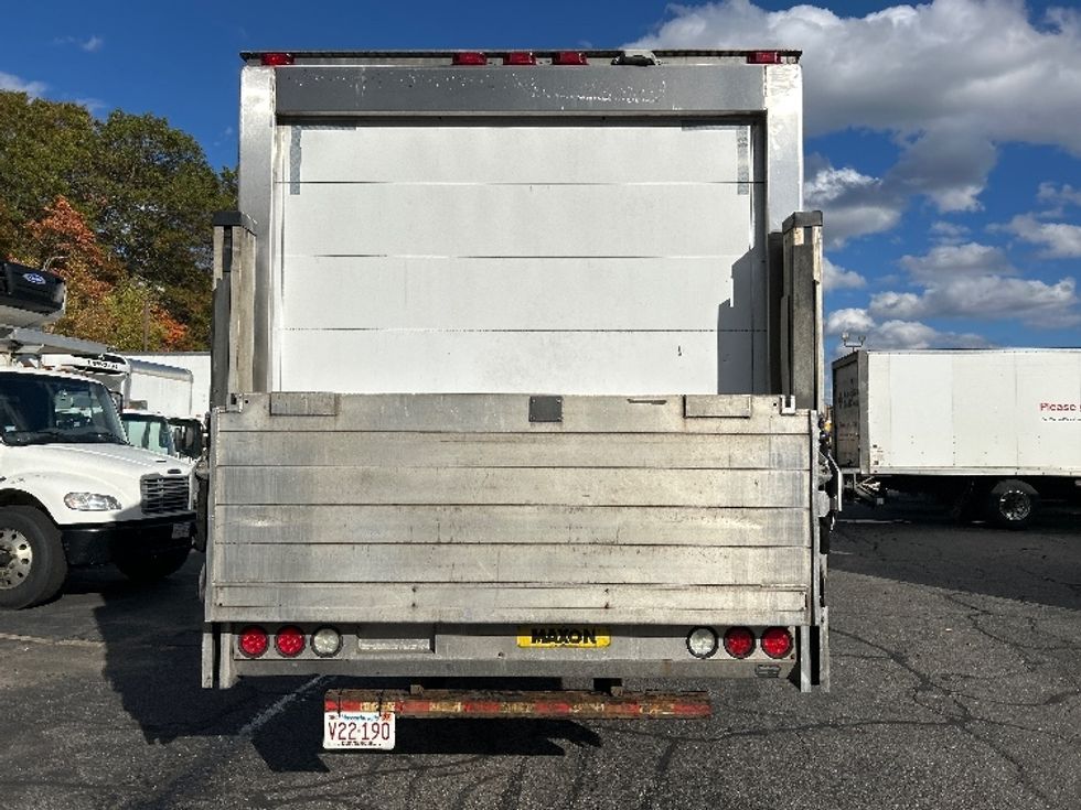 Refrigerated Truck-Light and Medium Duty Trucks-Isuzu-2019-NRR-Braintree-MA-269,723\n\t\tmiles-$ 20,750 - Image 7
