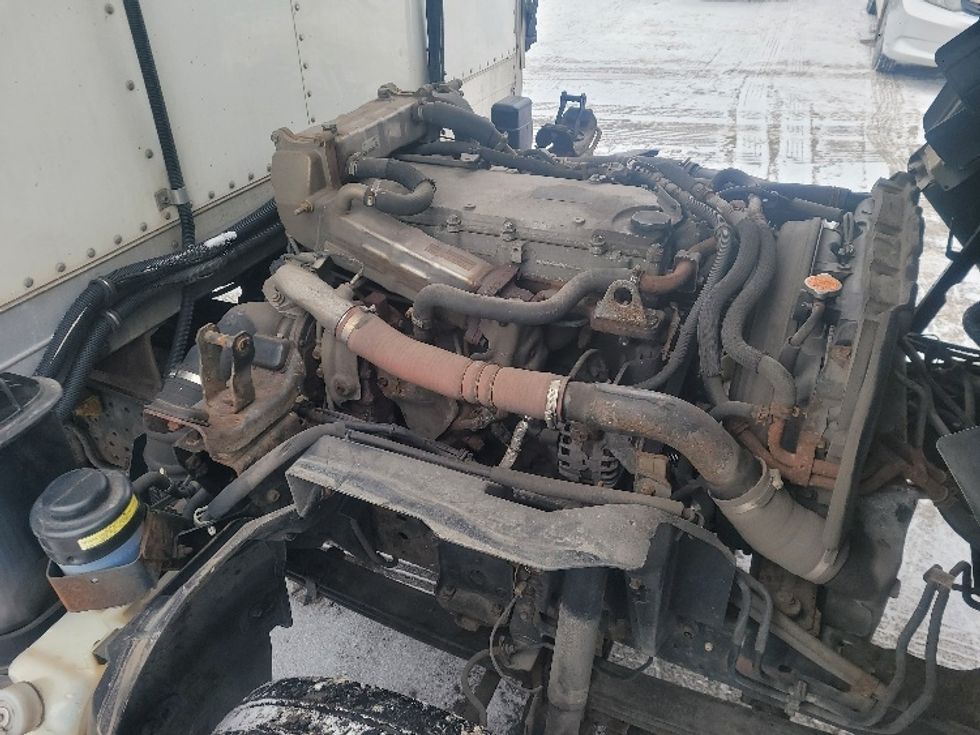 Refrigerated Truck-Light and Medium Duty Trucks-Isuzu-2019-NRR-Chicago (Melrose Park)-IL-112,925\n\t\tmiles-$ 52,500 - Image 23