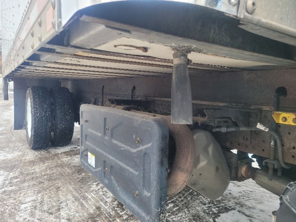 Refrigerated Truck-Light and Medium Duty Trucks-Isuzu-2019-NRR-Chicago (Melrose Park)-IL-133,579\n\t\tmiles-$ 50,250 - Image 14