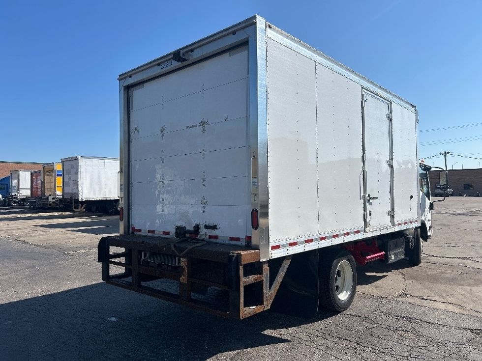 Refrigerated Truck-Light and Medium Duty Trucks-Isuzu-2019-NRR-Chicago (Melrose Park)-IL-98,438\n\t\tmiles-$ 48,500 - Image 13