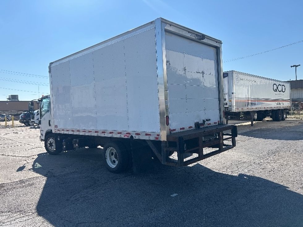 Refrigerated Truck-Light and Medium Duty Trucks-Isuzu-2019-NRR-Chicago (Melrose Park)-IL-98,438\n\t\tmiles-$ 48,500 - Image 6