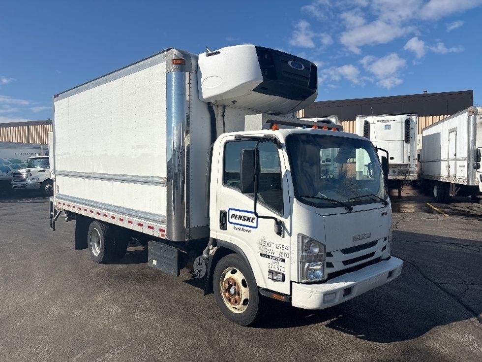 Refrigerated Truck-Light and Medium Duty Trucks-Isuzu-2019-NRR-East Chicago-IN-141,607\n\t\tmiles-$ 51,000 - Image 1