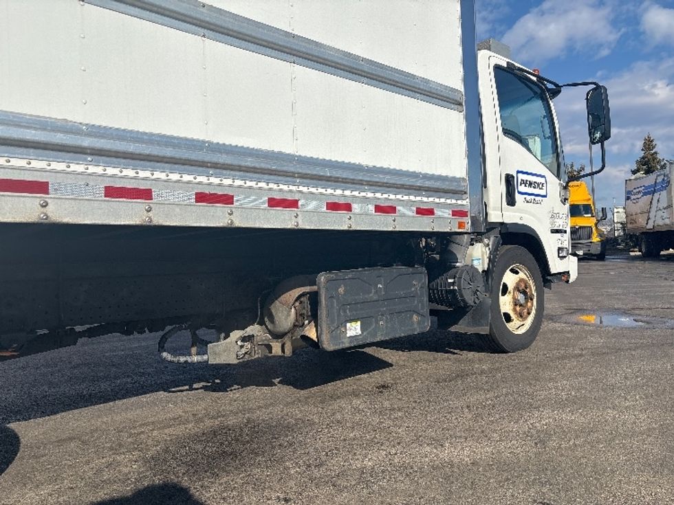 Refrigerated Truck-Light and Medium Duty Trucks-Isuzu-2019-NRR-East Chicago-IN-141,607\n\t\tmiles-$ 51,000 - Image 14