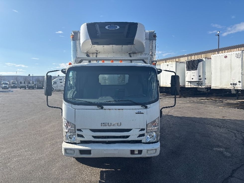 Refrigerated Truck-Light and Medium Duty Trucks-Isuzu-2019-NRR-East Chicago-IN-141,607\n\t\tmiles-$ 51,000 - Image 2