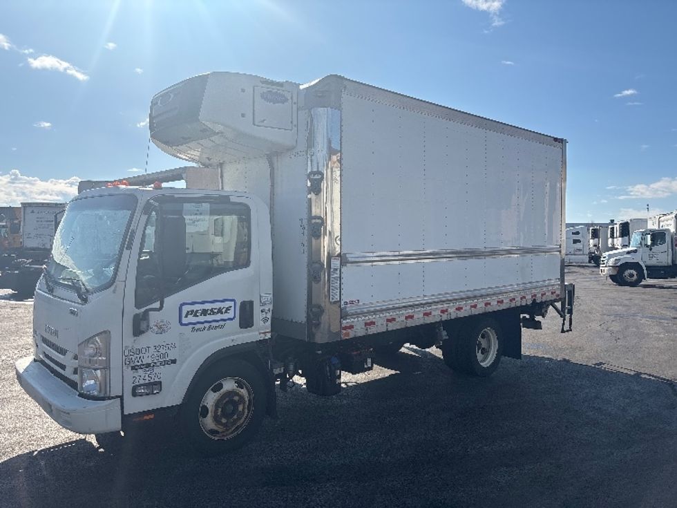 Refrigerated Truck-Light and Medium Duty Trucks-Isuzu-2019-NRR-East Chicago-IN-141,607\n\t\tmiles-$ 51,000 - Image 3