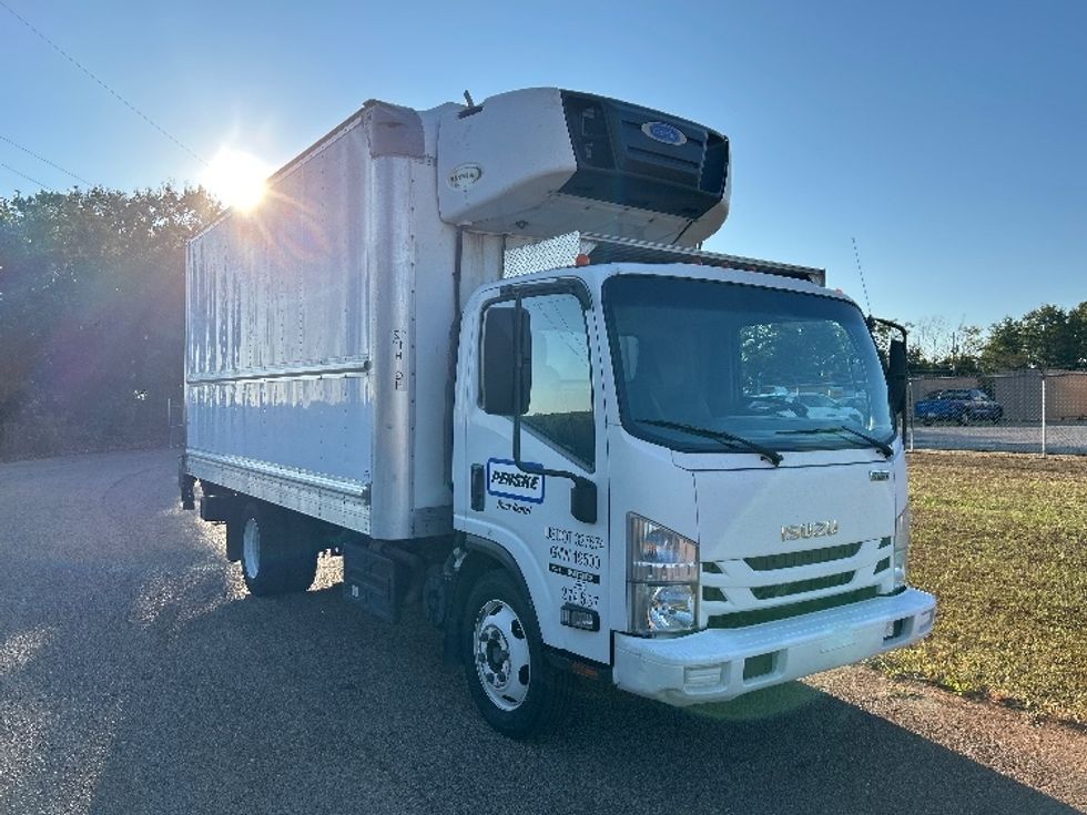 Refrigerated Truck-Light and Medium Duty Trucks-Isuzu-2019-NRR-Homewood-AL-157,034\n\t\tmiles-$ 49,750 - Image 1