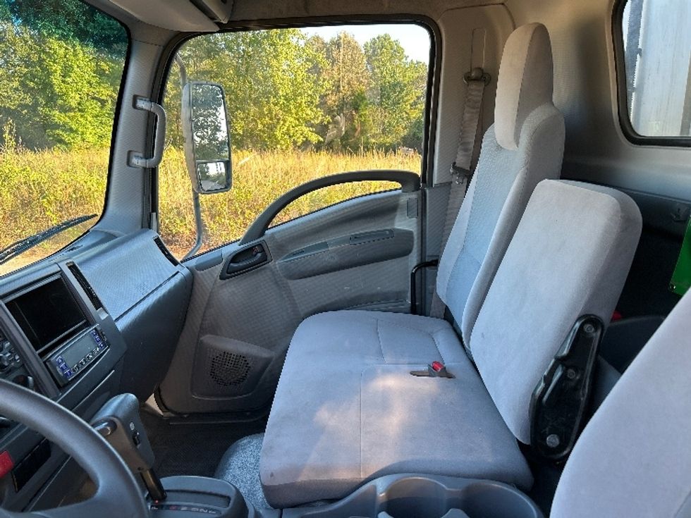Refrigerated Truck-Light and Medium Duty Trucks-Isuzu-2019-NRR-Homewood-AL-157,034\n\t\tmiles-$ 49,750 - Image 19