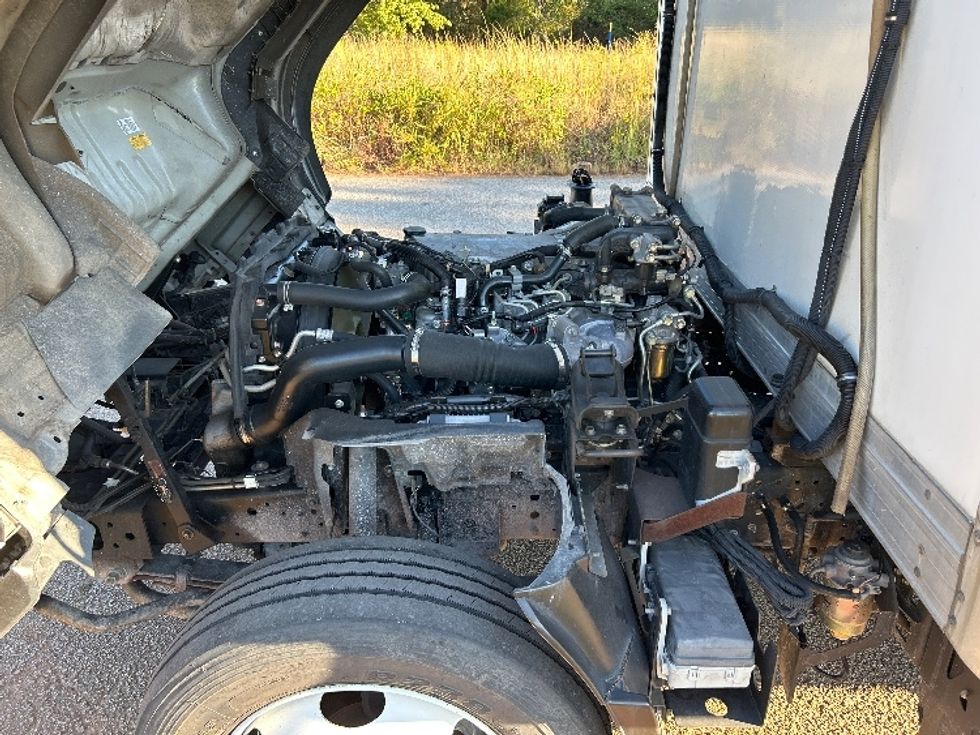 Refrigerated Truck-Light and Medium Duty Trucks-Isuzu-2019-NRR-Homewood-AL-157,034\n\t\tmiles-$ 49,750 - Image 24