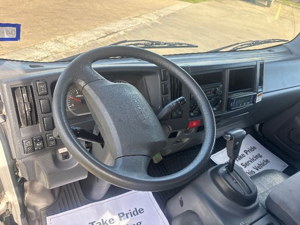 Refrigerated Truck-Light and Medium Duty Trucks-Isuzu-2019-NRR-Houston-TX-128,907\n\t\tmiles-$ 48,000 - Image 17