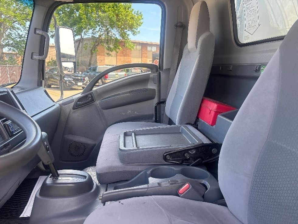 Refrigerated Truck-Light and Medium Duty Trucks-Isuzu-2019-NRR-Houston-TX-128,907\n\t\tmiles-$ 48,000 - Image 18