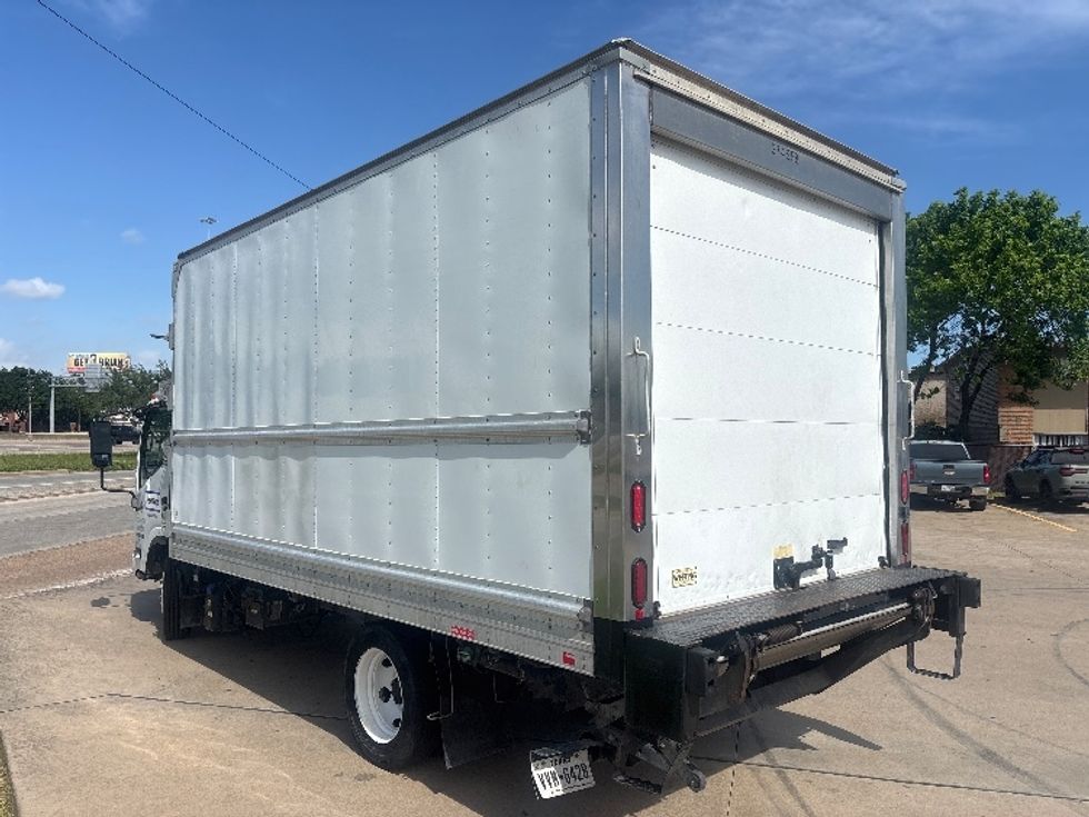 Refrigerated Truck-Light and Medium Duty Trucks-Isuzu-2019-NRR-Houston-TX-128,907\n\t\tmiles-$ 48,000 - Image 6