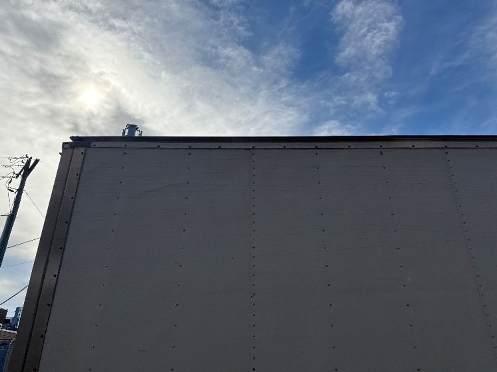 Refrigerated Truck-Light and Medium Duty Trucks-Isuzu-2019-NRR-Jamaica-NY-135,807\n\t\tmiles-$ 47,250 - Image 27