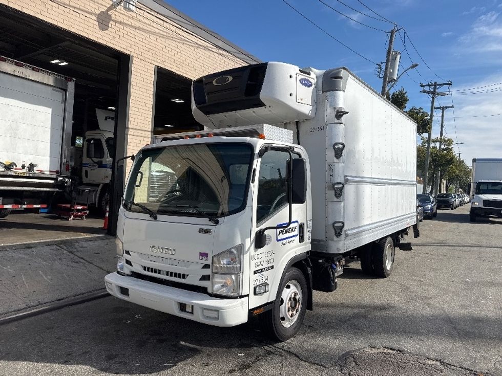 Refrigerated Truck-Light and Medium Duty Trucks-Isuzu-2019-NRR-Jamaica-NY-135,807\n\t\tmiles-$ 47,250 - Image 3