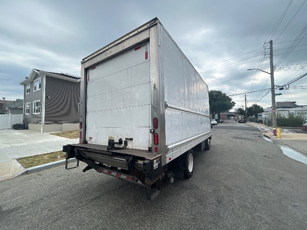 Refrigerated Truck-Light and Medium Duty Trucks-Isuzu-2019-NRR-Jamaica-NY-154,188\n\t\tmiles-$ 47,250 - Image 13