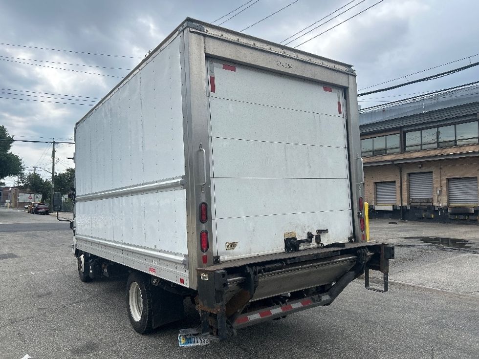 Refrigerated Truck-Light and Medium Duty Trucks-Isuzu-2019-NRR-Jamaica-NY-154,188\n\t\tmiles-$ 47,250 - Image 6