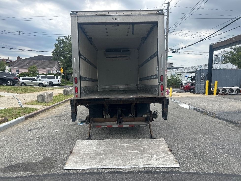 Refrigerated Truck-Light and Medium Duty Trucks-Isuzu-2019-NRR-Jamaica-NY-154,188\n\t\tmiles-$ 47,250 - Image 9