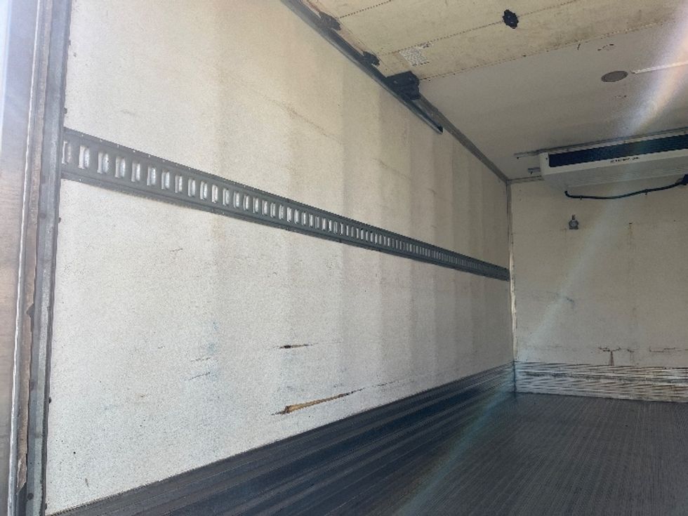 Refrigerated Truck-Light and Medium Duty Trucks-Isuzu-2019-NRR-La Mirada-CA-108,364\n\t\tmiles-$ 53,250 - Image 11