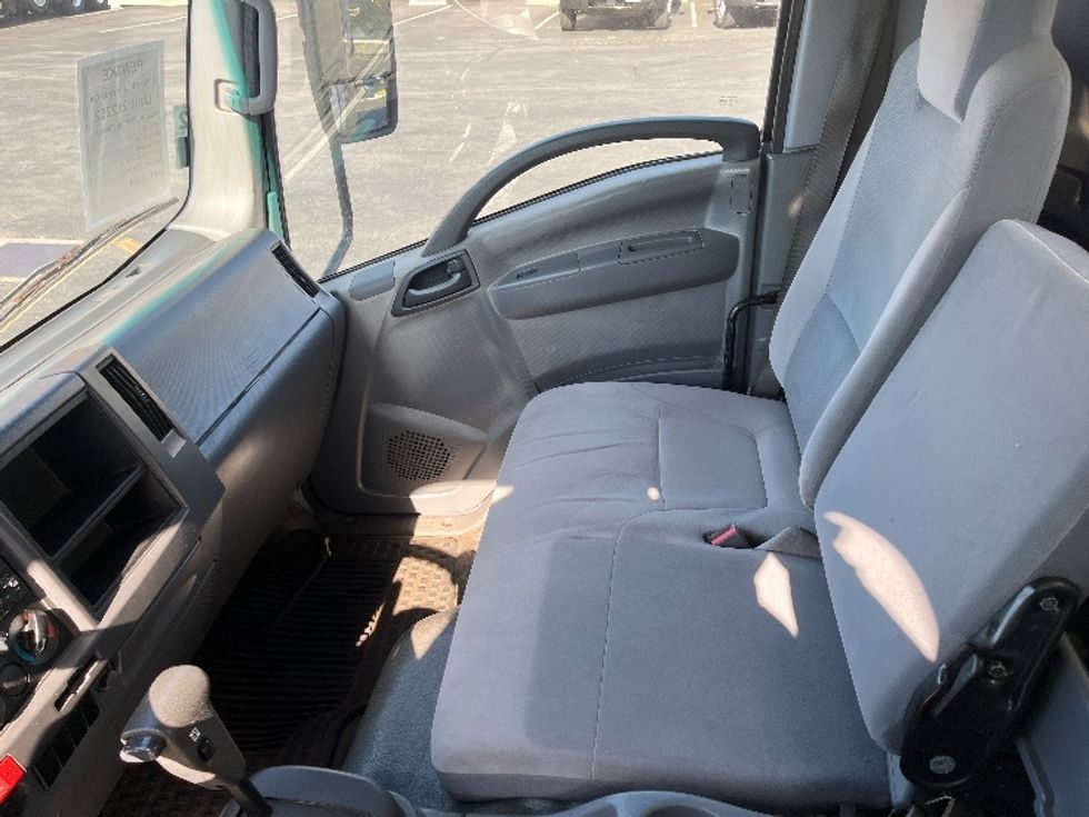 Refrigerated Truck-Light and Medium Duty Trucks-Isuzu-2019-NRR-La Mirada-CA-108,364\n\t\tmiles-$ 53,250 - Image 19