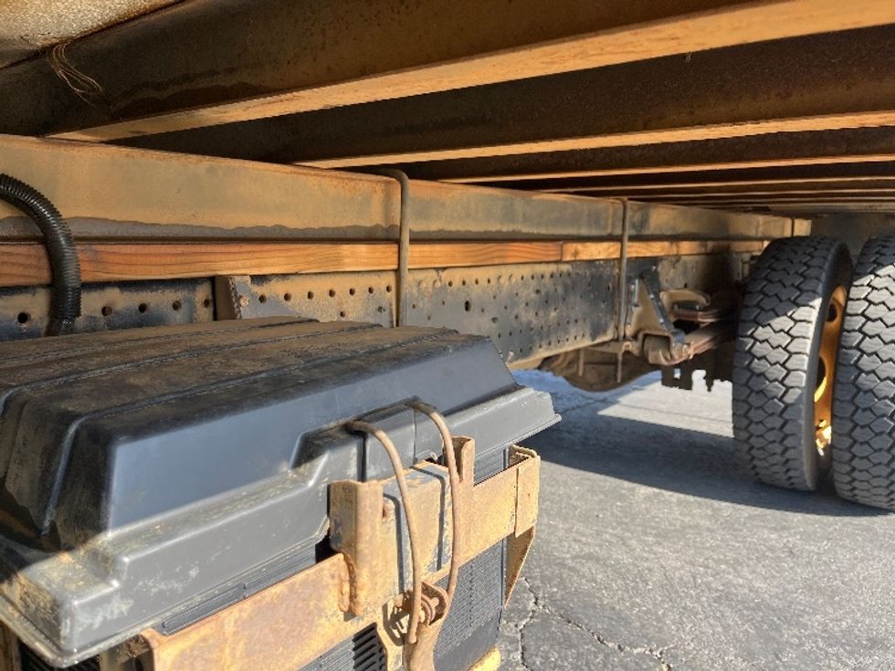 Refrigerated Truck-Light and Medium Duty Trucks-Isuzu-2019-NRR-La Mirada-CA-108,364\n\t\tmiles-$ 53,250 - Image 5