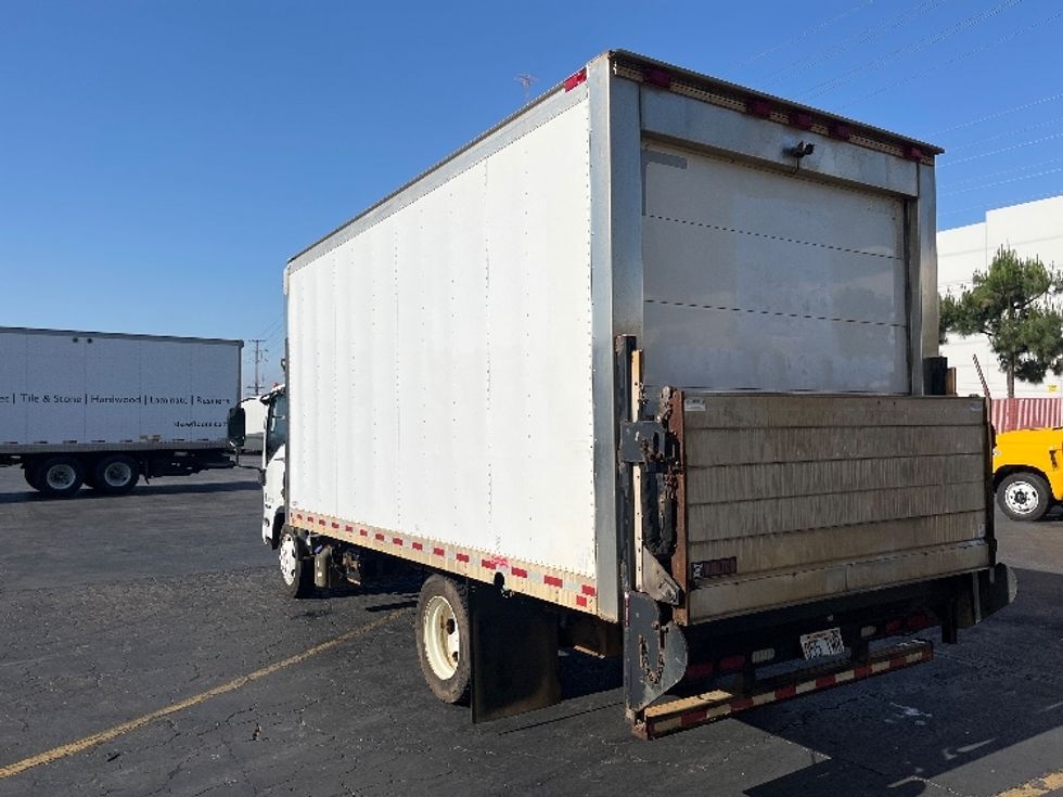 Refrigerated Truck-Light and Medium Duty Trucks-Isuzu-2019-NRR-La Mirada-CA-108,364\n\t\tmiles-$ 53,250 - Image 6