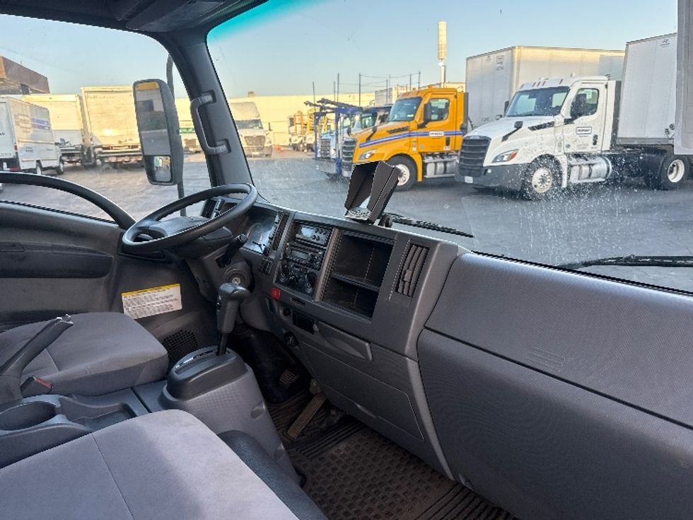 Refrigerated Truck-Light and Medium Duty Trucks-Isuzu-2019-NRR-La Mirada-CA-85,664\n\t\tmiles-$ 59,500 - Image 22