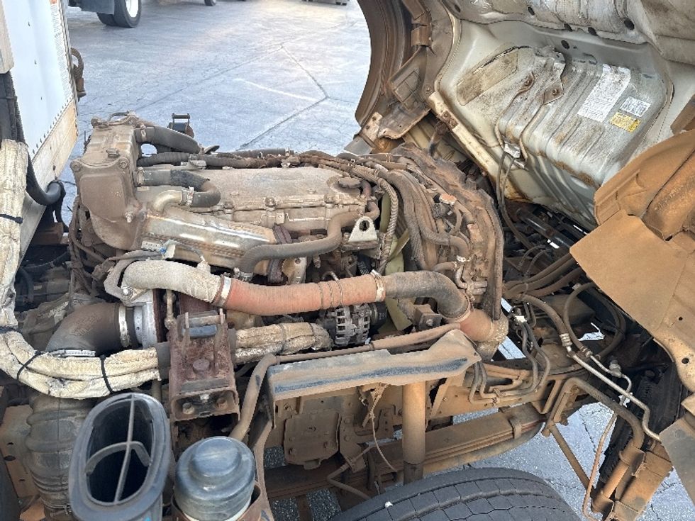 Refrigerated Truck-Light and Medium Duty Trucks-Isuzu-2019-NRR-La Mirada-CA-85,664\n\t\tmiles-$ 59,500 - Image 23