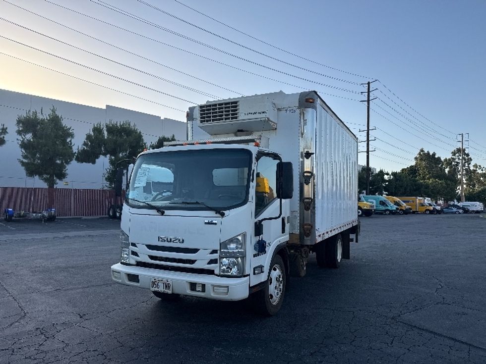 Refrigerated Truck-Light and Medium Duty Trucks-Isuzu-2019-NRR-La Mirada-CA-85,664\n\t\tmiles-$ 59,500 - Image 3