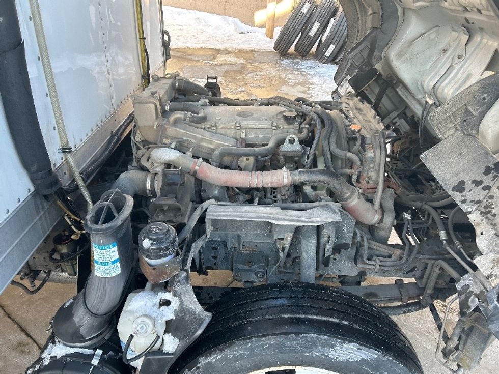 Refrigerated Truck-Light and Medium Duty Trucks-Isuzu-2019-NRR-Oakwood Village-OH-89,381\n\t\tmiles-$ 56,250 - Image 18