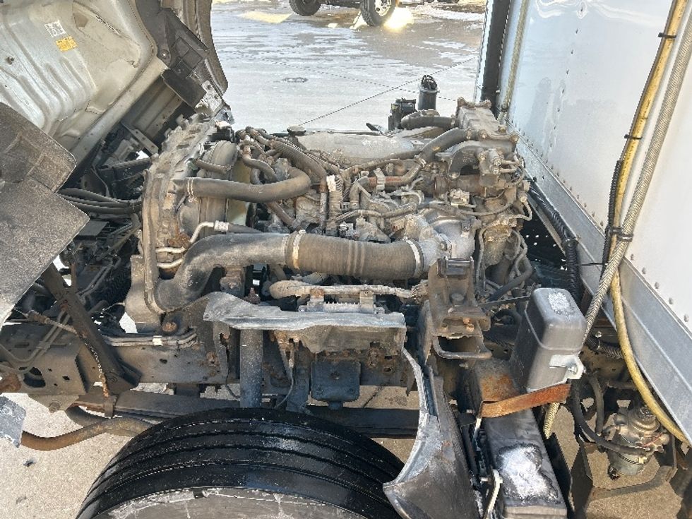 Refrigerated Truck-Light and Medium Duty Trucks-Isuzu-2019-NRR-Oakwood Village-OH-89,381\n\t\tmiles-$ 56,250 - Image 19