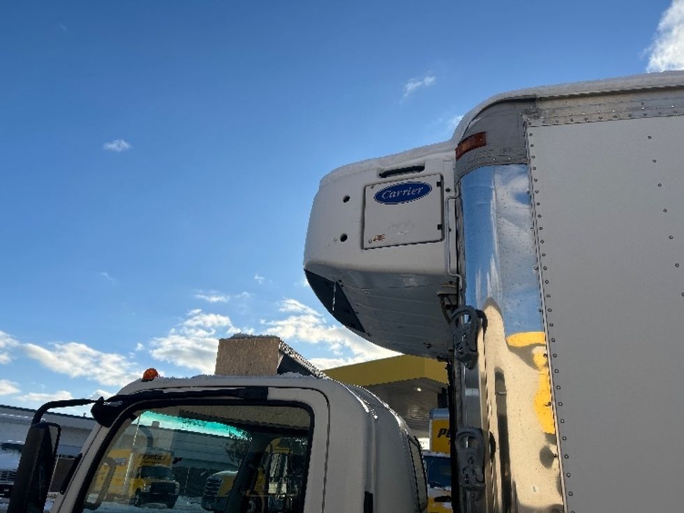 Refrigerated Truck-Light and Medium Duty Trucks-Isuzu-2019-NRR-Oakwood Village-OH-89,381\n\t\tmiles-$ 56,250 - Image 21