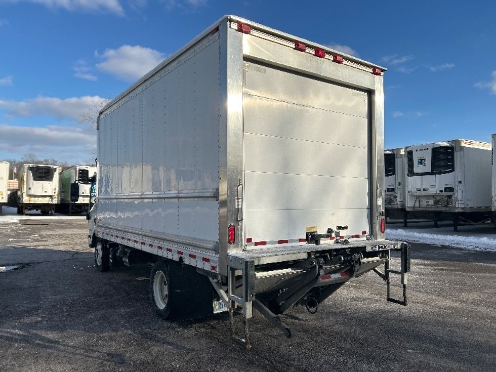 Refrigerated Truck-Light and Medium Duty Trucks-Isuzu-2019-NRR-Oakwood Village-OH-89,381\n\t\tmiles-$ 56,250 - Image 6