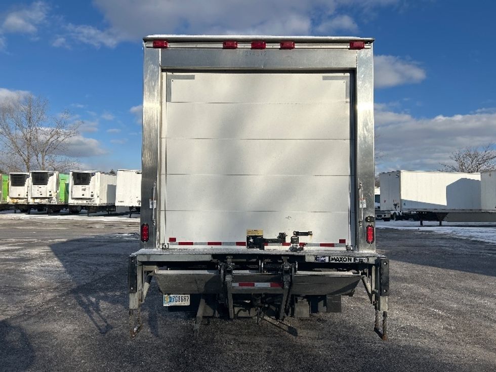 Refrigerated Truck-Light and Medium Duty Trucks-Isuzu-2019-NRR-Oakwood Village-OH-89,381\n\t\tmiles-$ 56,250 - Image 7