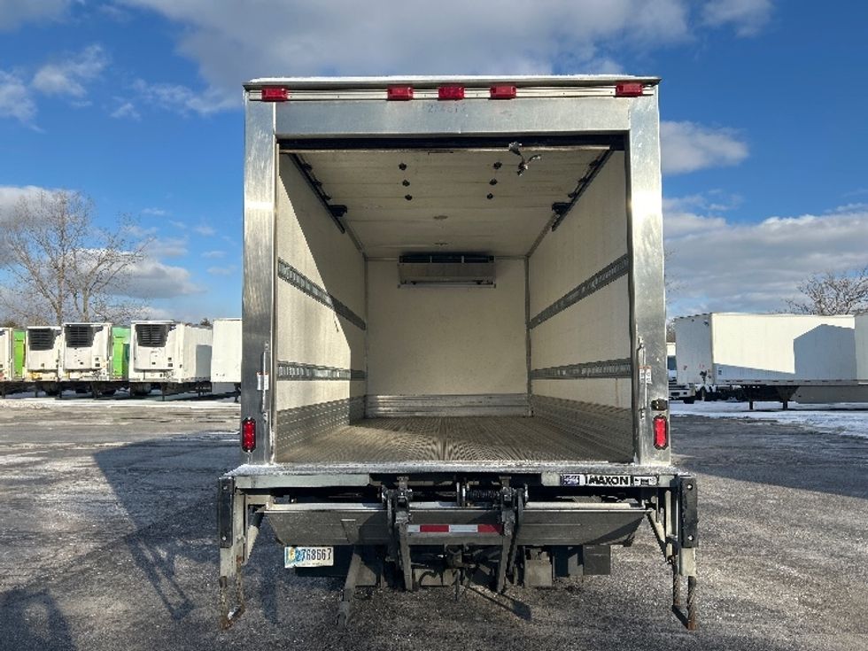 Refrigerated Truck-Light and Medium Duty Trucks-Isuzu-2019-NRR-Oakwood Village-OH-89,381\n\t\tmiles-$ 56,250 - Image 8