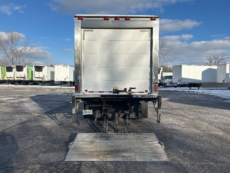 Refrigerated Truck-Light and Medium Duty Trucks-Isuzu-2019-NRR-Oakwood Village-OH-89,381\n\t\tmiles-$ 56,250 - Image 9
