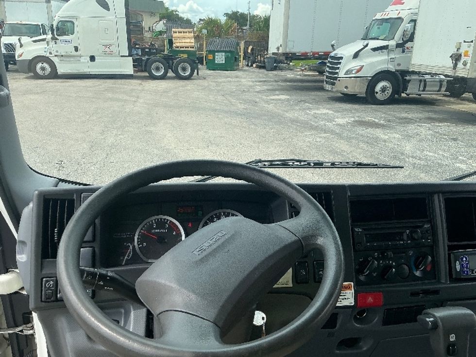 Refrigerated Truck-Light and Medium Duty Trucks-Isuzu-2019-NRR-Orlando-FL-144,546\n\t\tmiles-$ 48,750 - Image 18