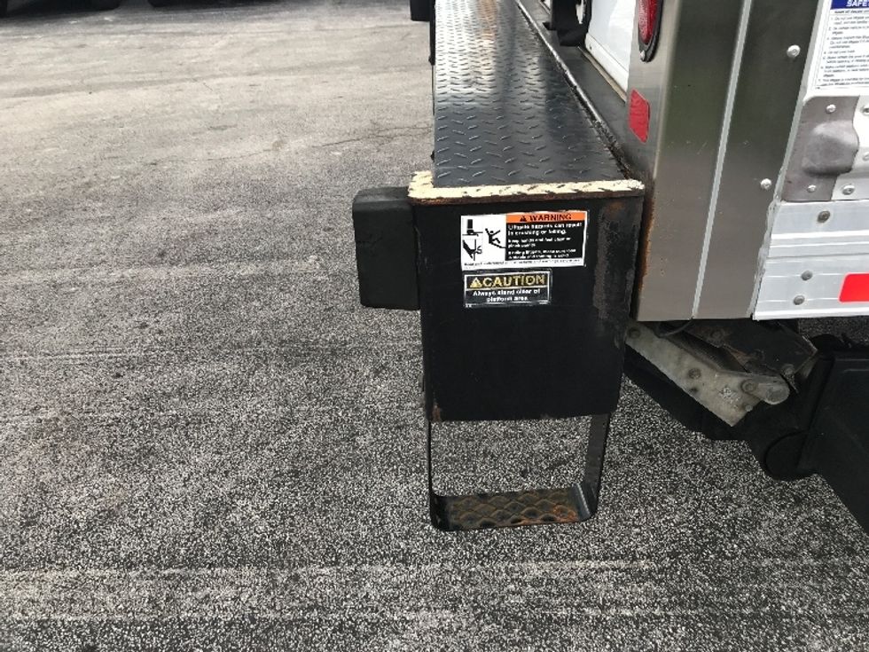 Refrigerated Truck-Light and Medium Duty Trucks-Isuzu-2019-NRR-Orlando-FL-144,546\n\t\tmiles-$ 48,750 - Image 25