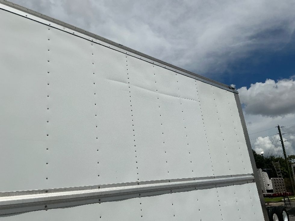 Refrigerated Truck-Light and Medium Duty Trucks-Isuzu-2019-NRR-Orlando-FL-144,546\n\t\tmiles-$ 48,750 - Image 31