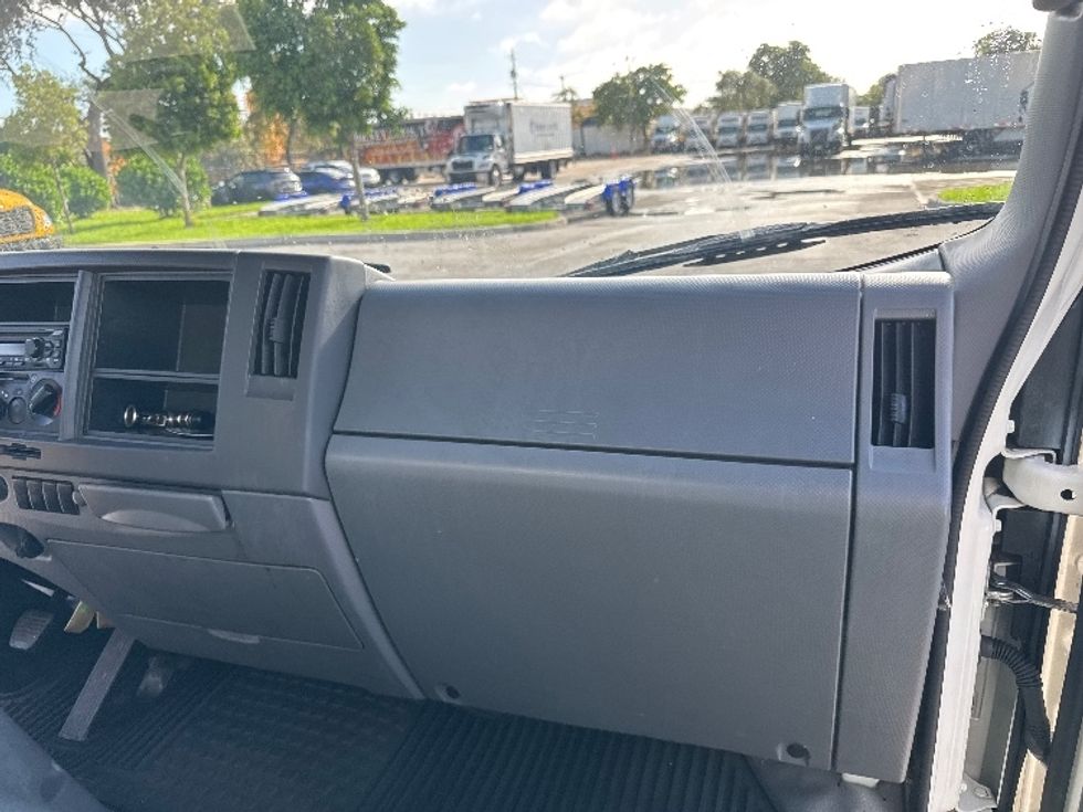 Refrigerated Truck-Light and Medium Duty Trucks-Isuzu-2019-NRR-Pompano Beach-FL-200,205\n\t\tmiles-$ 34,500 - Image 21