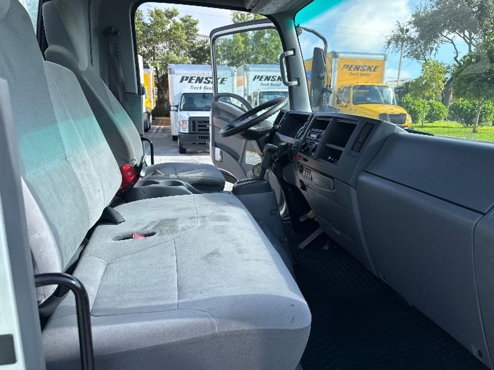 Refrigerated Truck-Light and Medium Duty Trucks-Isuzu-2019-NRR-Pompano Beach-FL-200,205\n\t\tmiles-$ 34,500 - Image 22