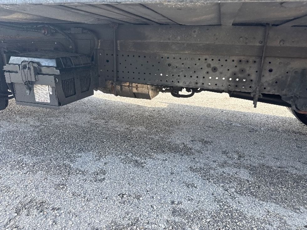 Refrigerated Truck-Light and Medium Duty Trucks-Isuzu-2019-NRR-Pompano Beach-FL-200,205\n\t\tmiles-$ 34,500 - Image 5