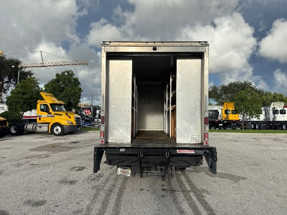 Refrigerated Truck-Light and Medium Duty Trucks-Isuzu-2019-NRR-Pompano Beach-FL-200,205\n\t\tmiles-$ 34,500 - Image 9